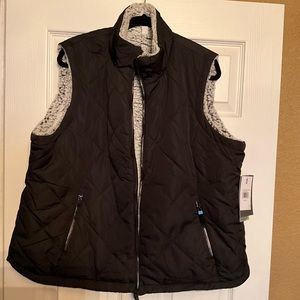 Woman’s reversible vest